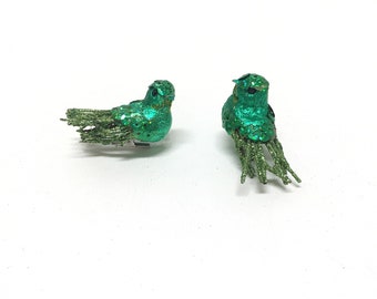 TWO Artificial Decorative GREEN Glitter Sequin Twig Birds on Clips - Craft Embellishment - Christmas Decoration, Hair Accessories, Wreath