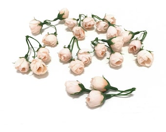 24 boccioli di rosa artificiali Dry Look BLUSH pesca - fiori artificiali, fiori di seta, corona di fiori, accessori per capelli, modisteria, scrapbooking