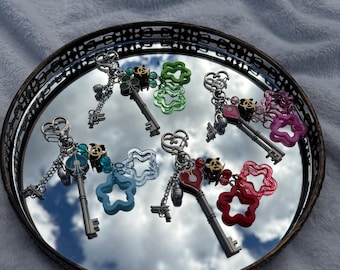 Resident Evil - RE2 Police Deparment Beaded Keys