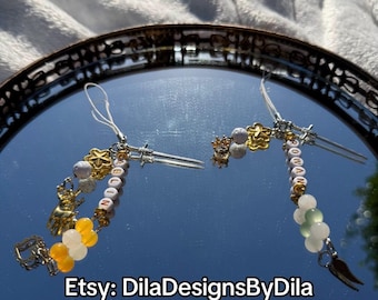 THRONE OF GLASS Phone charms ! Phone charms inspired by Aelin and Rowan from the Throne of Glass Series