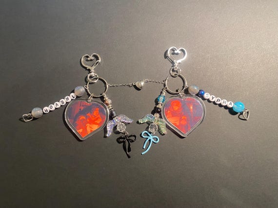 CASTLEVANIA SYPHA & TREVOR - matching beaded keychains with sypha belnades and trevor belmont from castlevania !