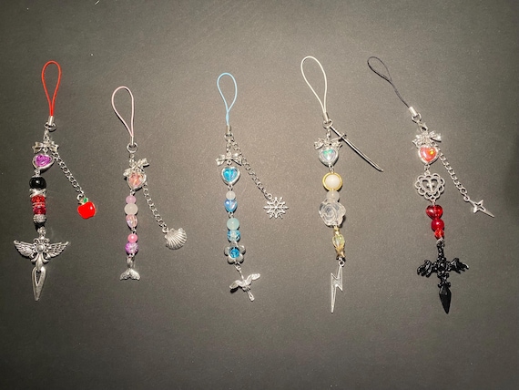 LOVE AND DEEPSPACE phone charms ! Caleb Sylus Xavier Zayne Rafayel beaded phone charms