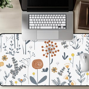 Minimalist Boho Desk Mat, Floral Print Unique Mouse Pad, Cottagecore Desk Mat, Boho Neoprene Pad Mat, Cute Desk Accessories, Desk Mat Gift