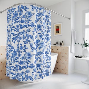 Blauer französischer Toile Blumen-Duschvorhang, minimalistisches einfaches Dekor, Cottagecore, Geschenk für Housewarming, zeitloser Chinoiserie pastoral Vintage
