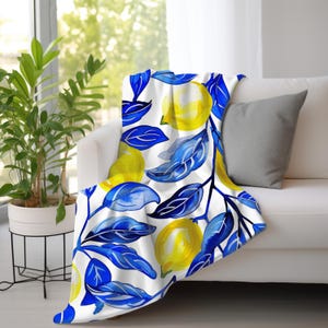 Mediterranean Velveteen Plush Blanket, Blue & White Print Unique Gift, Elegant Blanket Greek Style Home Decor Gift, Lemon Decorative Blanket
