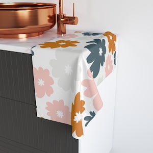 Retro Floral Bath Hand Towel, Bathroom Decor, Housewarming Gift, Floral Hand Towel 70s-Inspired Floral Pattern, Vintage Design, Housewarming