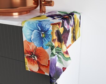 Watercolor Pansy Floral Hand Towel, Floral Print for Unique Bathroom Decor, Housewarming Gift, Floral Hand Towel, , Cottagecore Cheerful