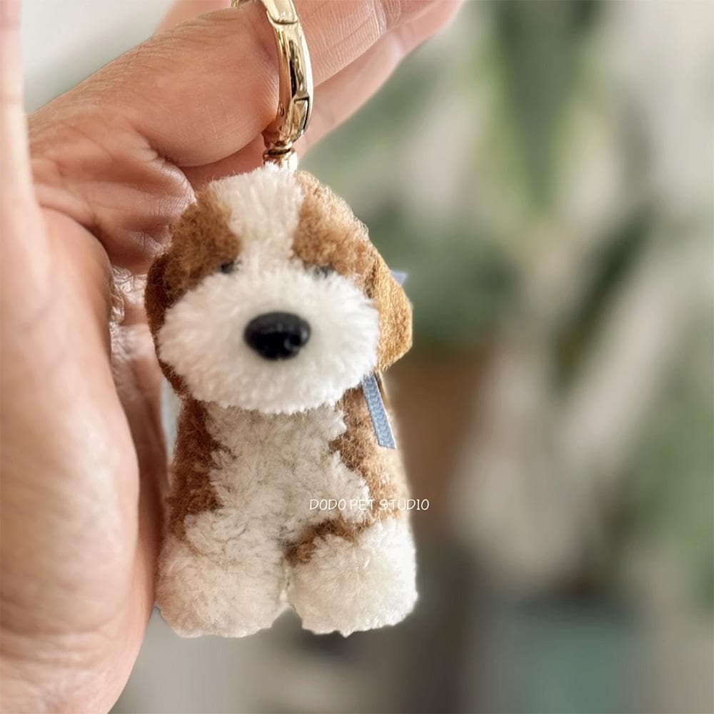 カスタム犬用ぬいぐるみキーホルダー：手作りのペットメモリアル記念品