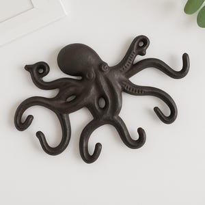 Octopus Key Holder – Cast Iron Wall Hook for Keys, Towels & Coats | Rustic Nautical Decor | Heavy Duty Wall Mounted Hook for Home, Entryway