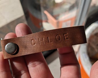 Personalised Vegan Leather Key Fob – Custom Belt Loop Keychain with Swivel Clip | Minimalist Gift for Him, Her, EDC Accessory