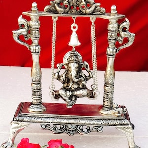 Jhula antique de Ganesh en argent avec cloche suspendue, Allemagne