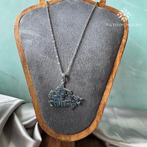 Kanada Karte Gliederung Charme • Edelstahl vergoldet Charme • Kanada Karte mit Region Namen Charme • Geschenk Halskette Charm