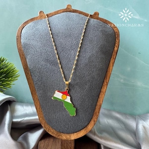 Kurdistan Region Karte Umriss Charme • Edelstahl vergoldet Charme • Kurdistan Flagge Charme • Geschenk Halskette Charme • Landkarte Charms