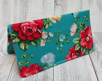 Green Floral Roses Checkbook Cover Debit Registry Wallet Holder Clutch Purse Billfold Coupon Keeper