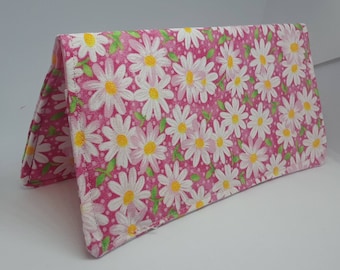 CHECKBOOK COVER WALLET Pink Daisies Debit Credit Savings Registry Coupon Holder Clutch Purse Billfold Ready-Made