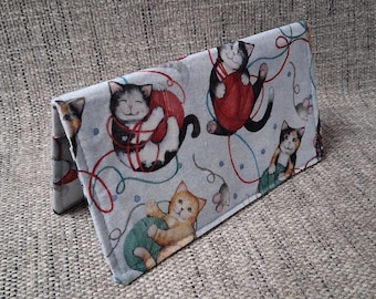 CATS Kittens Playing Yarn Fabric Checkbook Cover Registry Debits Wallet Clutch Purse Billfold Coupon Keeper