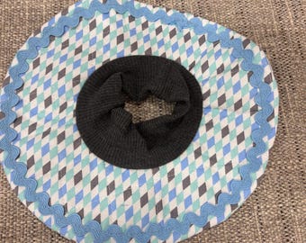 QUILTED Small Cat Bib Stretch Rib Slip Over Turtle Neck CollarBlue