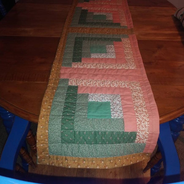 LOG CABIN Farm House Table Runner Hand Pieced Cotton Fabrics Pattern Squares Strips