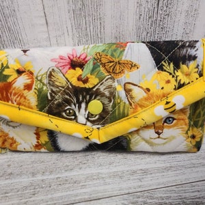 Cute Yellow Cats SNAP Closure  CLUTCH Pouch Purse Document Coupon Organizer Sanitary Make-Up Case Eyeglass Quilted Foam Fabric