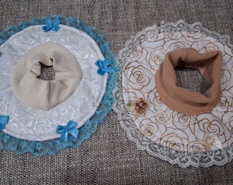 2 Cat Show Bibs Size XS QUILTED Cotton Prints Stretch Rib Slip Over Turtle Neck Collar