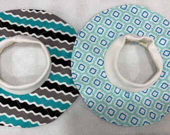 2 LARGE Cat Show Bibs Quilted Cotton Prints Stretch Rib Slip Over Turtle Neck Collar