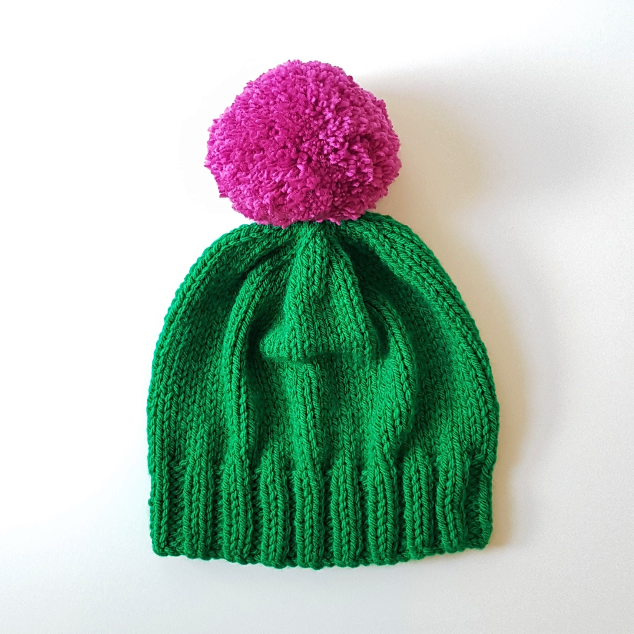 Bobble Hat in Emerald Green Chunky Yarn With Pink Pom Pom - Etsy display picture 1