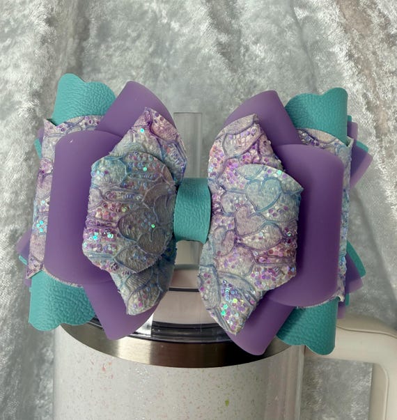 Mint Green and Purple Heart lace tumbler bow