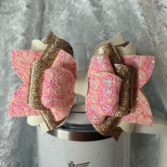 Pink heart lace white and gold shimmer Tumbler Bow