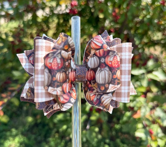 Cozy pumpkins tumbler bow
