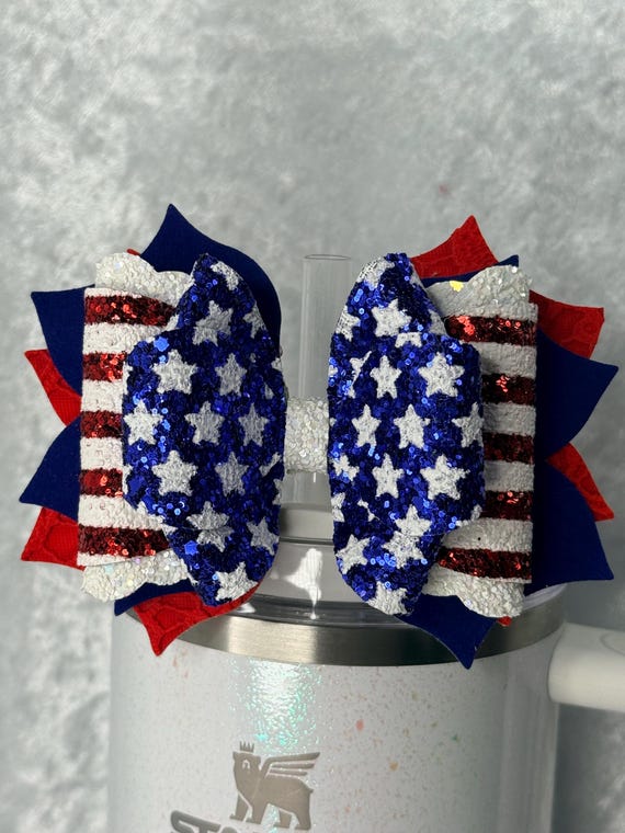 Blue Stars and Red stripes Tumbler Bow