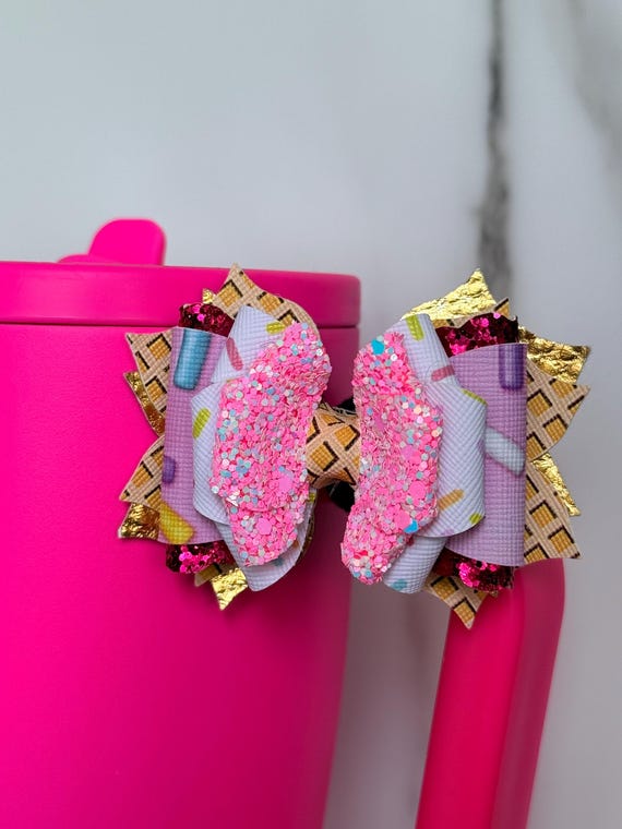 Ice cream themed tumbler handle bow