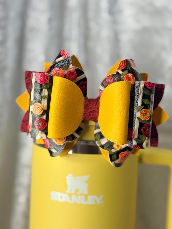 Colorful Roses Yellow and Maroon Tumbler Bow