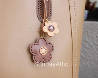 Leather Flower bag Charm Handmade Leather Bag accessory Handbag and Purse Charm Cute Flower Keychain Leather Gift Gift for her