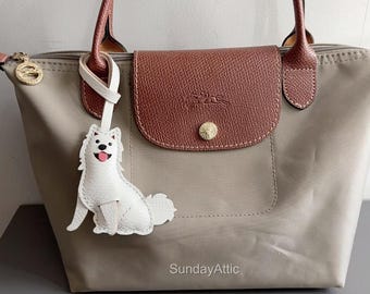 Benutzerdefinierte Samojede Taschenanhänger Handgefertigte Ledertasche Charme Handtasche und Geldbörse Charme Niedlicher Welpe Schlüsselanhänger Leder Geschenk für sie
