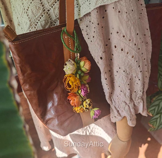 Flower Leather Bag Charm Handmade Leather Flower Necklace Handbag and Purse Charm Cute Flower Keychain Leather Gift Gift for her
