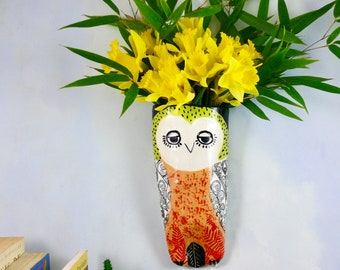 Handmade Ceramic Wall Hanging Owl Vase, ceramic wall pocket vase, owl figurine, vase for flowers, unique decor, colorful ceramic owl art