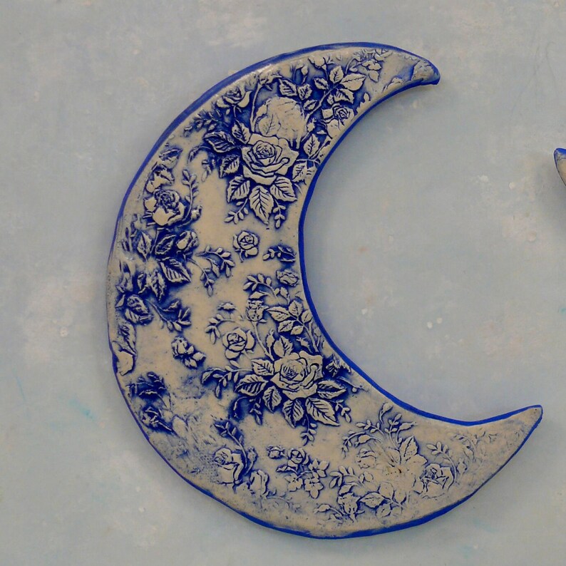 Crescent Moon Ceramic Wall Art, ceramic moon ornament. Rose textured clay decorative ceramic moon, Boho Wall Hangings, Ceramic Tile art. image 4