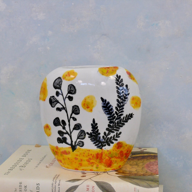 Colorful Ceramic vase, pottery vessel, oval vase, handmade flower vase, table centerpiece, bathroom decor, gift for mom or girlfriend image 3