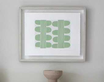 Scandinavische print, zeefdruk in groen, originele handgemaakte jaren vijftig geïnspireerde kleine moderne kunst.