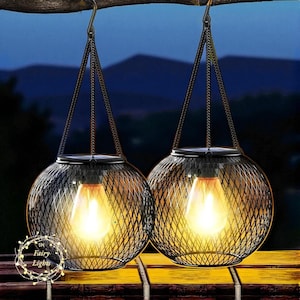 Solar Lantern for Outdoor Use – Waterproof Hanging Solar Garden Lights – Decorative Yard & Patio Solar Lamp