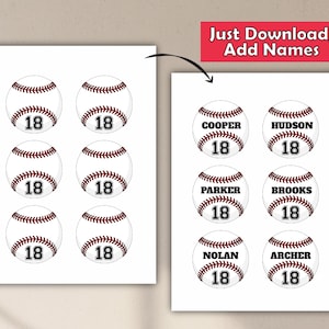 以下が含まれることがあります： 番号18の野球ボールが特徴の、野球をテーマにした印刷可能なデザイン。 野球ボールは赤いステッチで、白い背景にあります。 テキスト「Just Download, Add Names」は赤いバナーにあります。