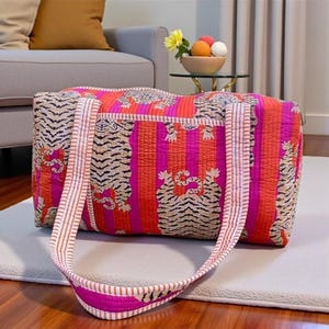 Grands sacs de voyage en coton patchwork, sacs week-end en tissu matelassé imprimé, sacs de vacances pour femmes, cadeaux de Noël faits main, sacs de voyage colorés pour une nuit.