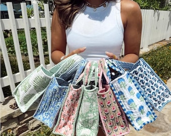Embroidered Quilted Tote Bag, Large Duffle Bag Floral, Bridesmaid Gift, Bridal Party Bag, Overnight Bag with Zipper, Gift for Her