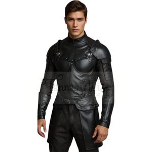 Armadura de cuero – Armadura gótica de cuero hecha a mano – Traje de combate negro Armadura de guerrero de cuerpo completo – Traje de cuero negro