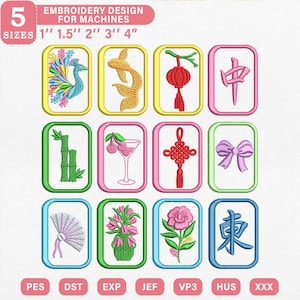 Puede incluir: Un conjunto de dise&ntilde;os de bordado digital con doce azulejos rectangulares que muestran motivos coloridos como un pavo real, pez dorado, linterna, caracteres chinos, bamb&uacute;, cerezas, nudo, lazo, abanico y flores, disponibles en tama&ntilde;os de 1", 1.5", 2", 3" y 4".