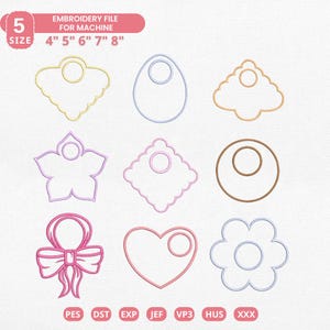 Puede incluir: Nueve diseños de archivos de bordado en varias formas, incluyendo un lazo, un corazón y una flor, en tonos de amarillo, azul, rosa y marrón. La imagen incluye texto que indica tamaños de 10 cm a 20 cm y formatos de archivo.