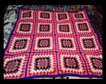 READY TO SHIP Pink Granny Square Afghan,pink crochet blanket,home decor, interior decorating, pink Afghan, crochet, blanket
