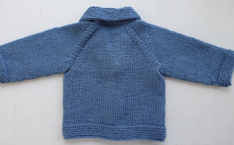 Baby Boy cardigan/jacket/jumper. Oversized, chunky, hand knitted, blue or grey acrylic yarn. Age 9-12m 20in chest and 2yrs24 in chest image 8