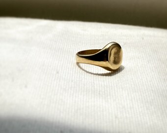 The Round Signet gold band