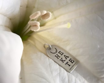 Hekate (Sterling Silver)